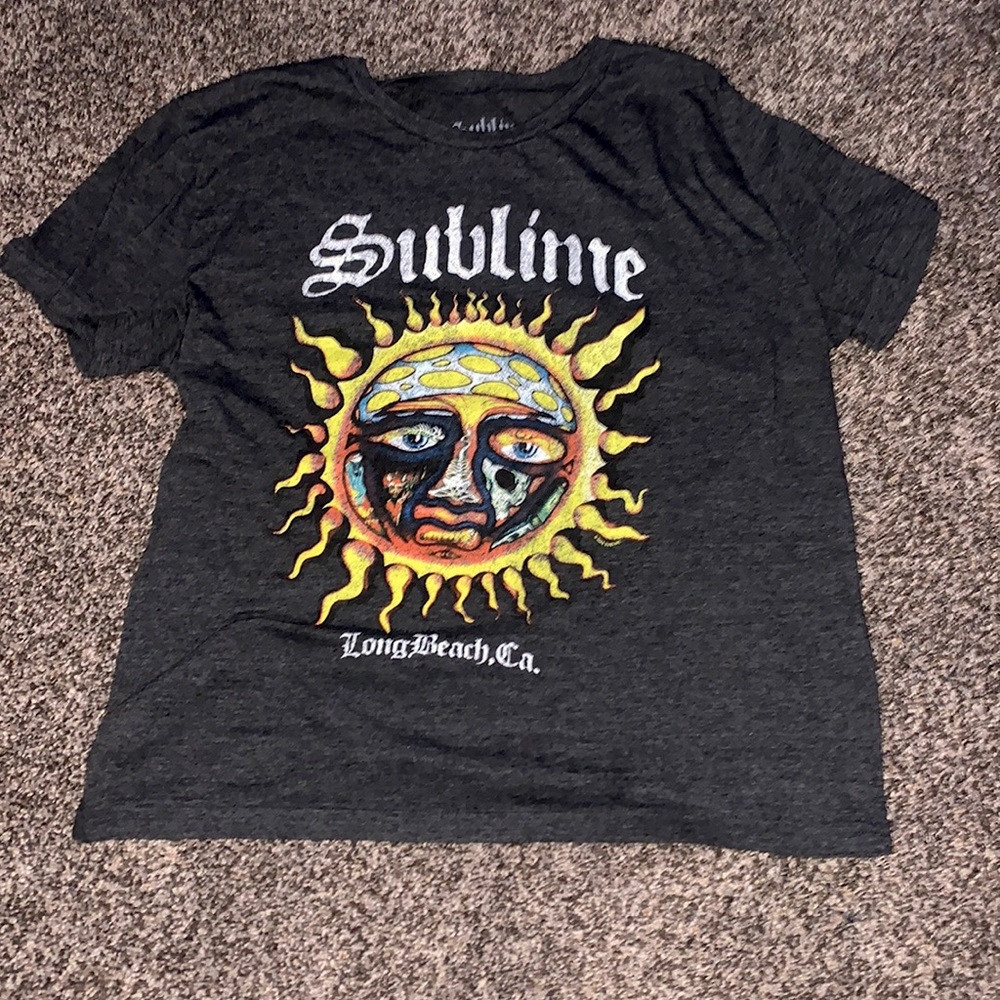 woman’s sublime oversized shirt
